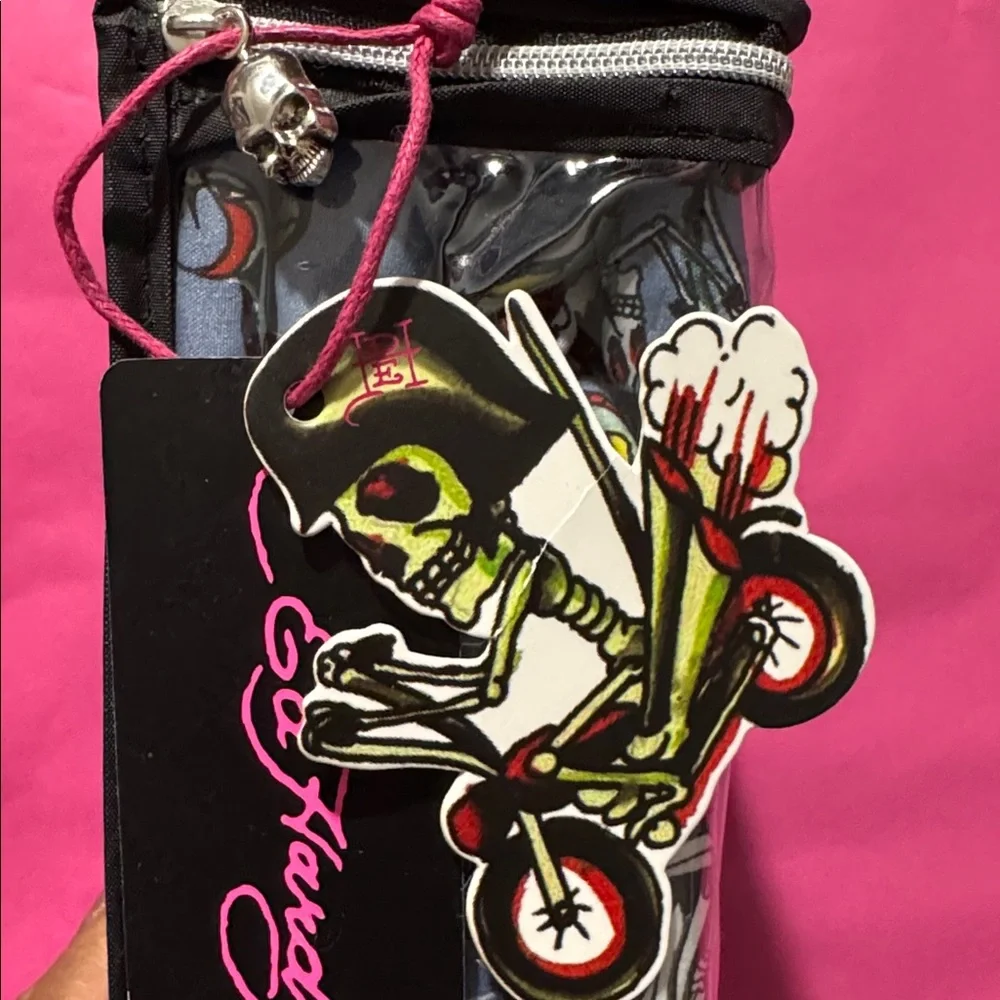 Ed Hardy Blue Queen Sheet Set with Tattoo Designs - Picture 7 of 10